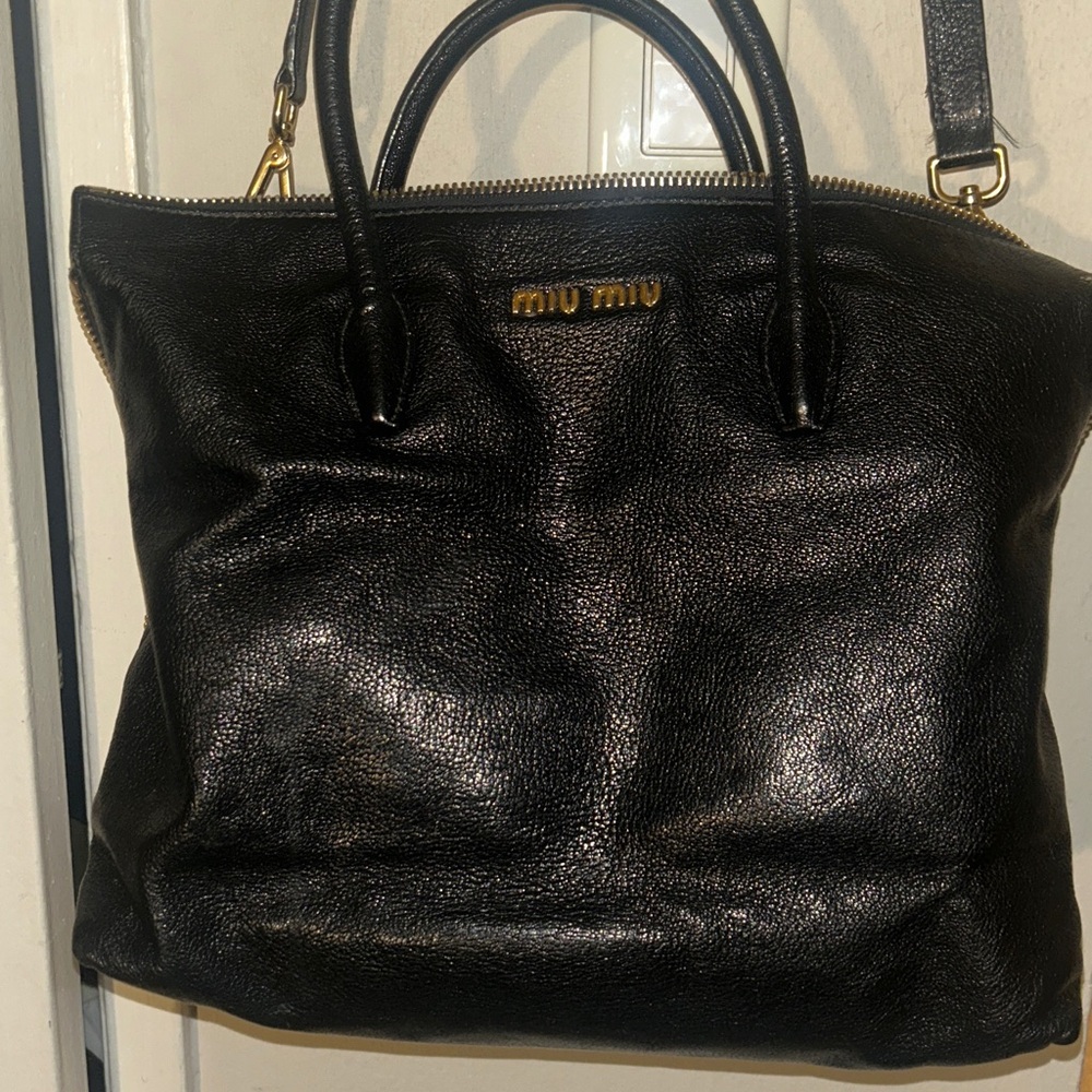 Miu Miu Black Leather Shoulder Bag 🎇SALE